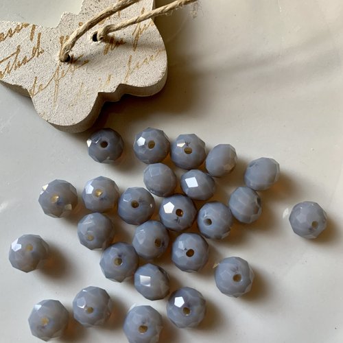 Lot de 25 perles rondes facettées en gris en cristal 8mm