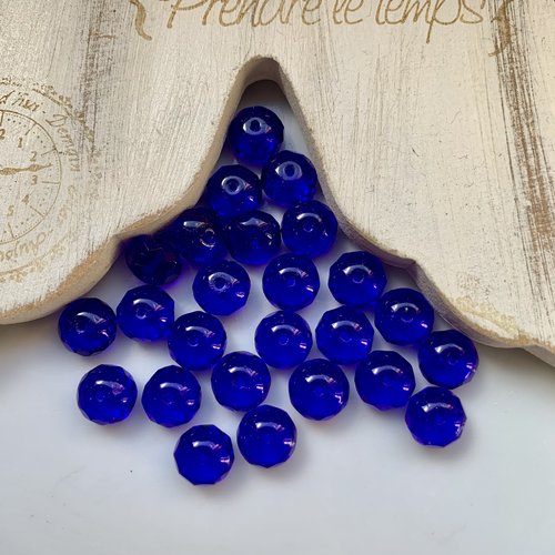 Lot de 26 perles rondes facettées en bleu en cristal  6mm