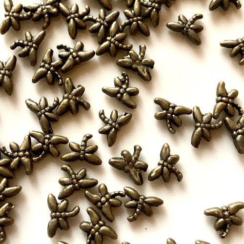 Lot de 50 breloques mini papillons en bronze