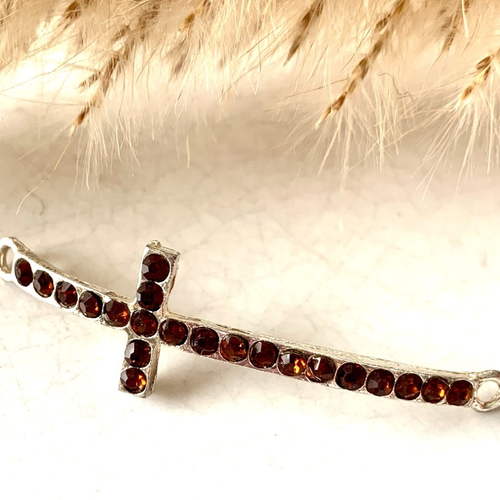 Croix incurvée spécial bracelet cabochons cristal marron x1 exemplaire