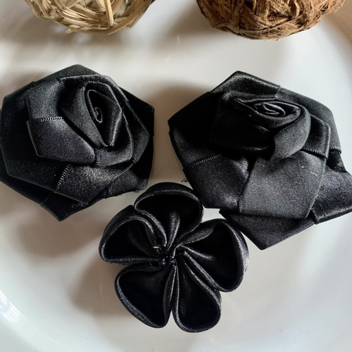 Duo de fleurs barrettes satin noir 5cm + 1  fleur satin noir