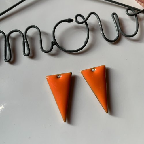 Lot de 2 breloques triangle émail en orange