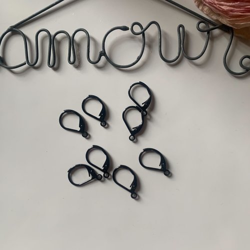 Lot 8 attaches boucles d'oreilles dormeuses en métal noir (4 paires)