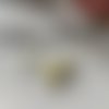 Lot de 52 perles rondes en blanc nacré 2mm