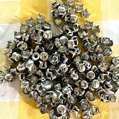 Lot de 300 clous studs ronds 8 mm argenté