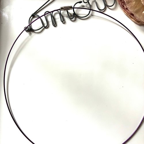 Collier jonc tour de cou fil câblé violet x1