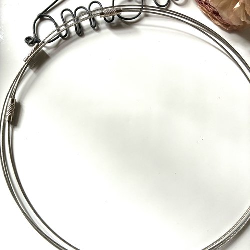 Collier jonc tour de cou fil câblé gris x1