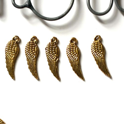 5 breloques ailes d'anges en métal doré 15 mm
