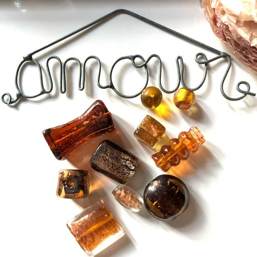 Lot de 10 perles en verre marron et doré