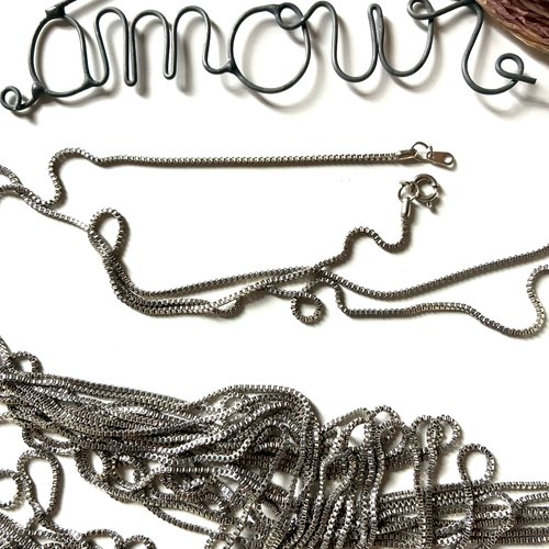 Collier chaîne fil serpentin carré métal argenté x1