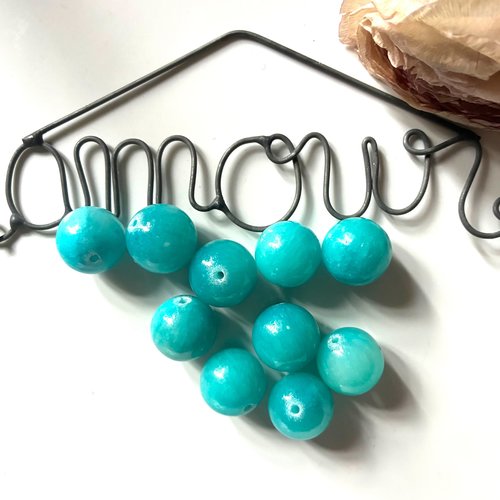 10 perles rondes en jade teintées bleues