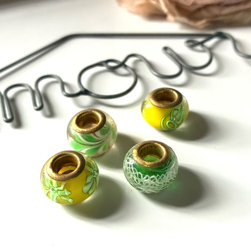 4 perles en verre rondes en vert et jaune style pandora