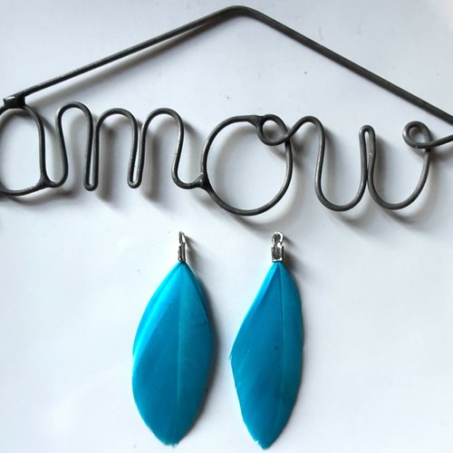 Plume en bleu avec accroche métal argenté x1 4-5cm