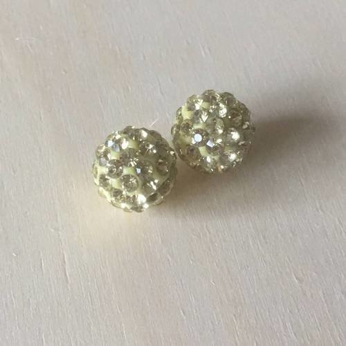 Lot de deux perles rondes facettées en cristal jaune pâle 