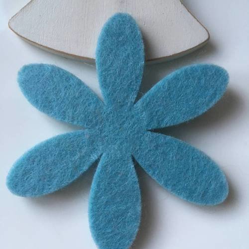 Fleur en feutrine bleu pour décorer ou customiser x1 exemplaire 