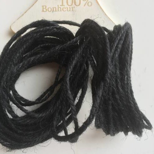 10 mètres de ficelle de jute noire