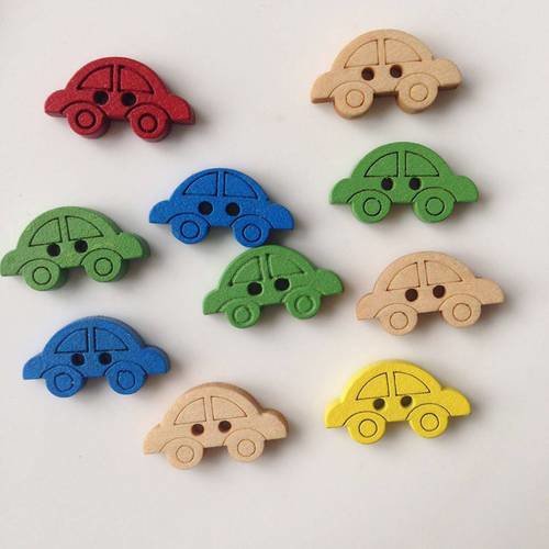 Lot de 10 boutons en bois voiture coloris variés 