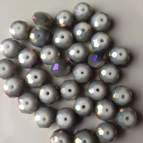 5 perles en verre toupies facettées en gris 