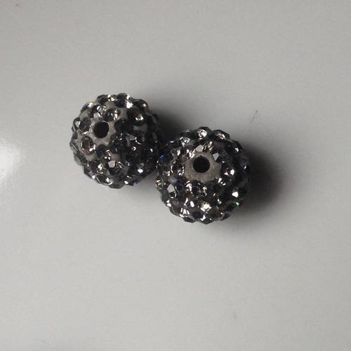 Lot de deux perles rondes facettées en cristal gris clair 