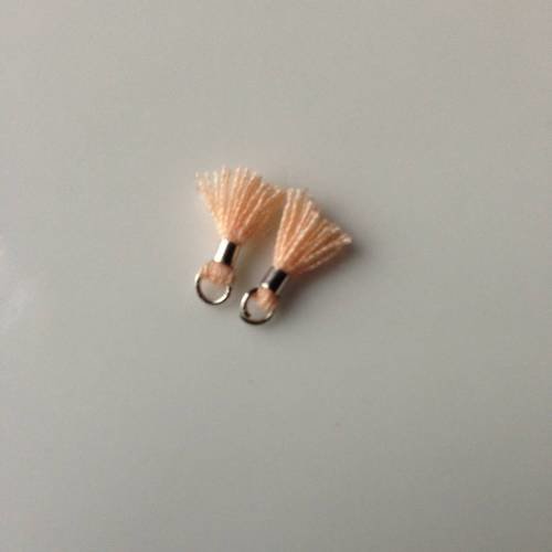Lot de 2 breloques mini pompons coton saumon anneau argenté 1cm 