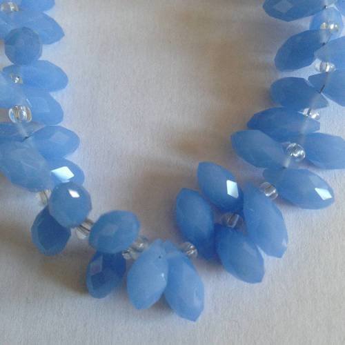 Lot de 10 perles gouttes facettées en cristal bleu 