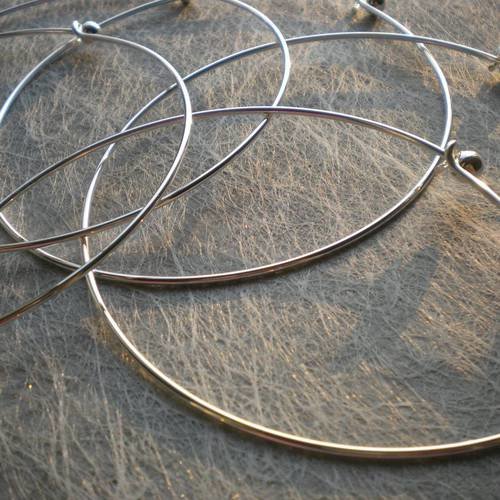 Tour de cou collier jonc rigide en métal argenté  x1