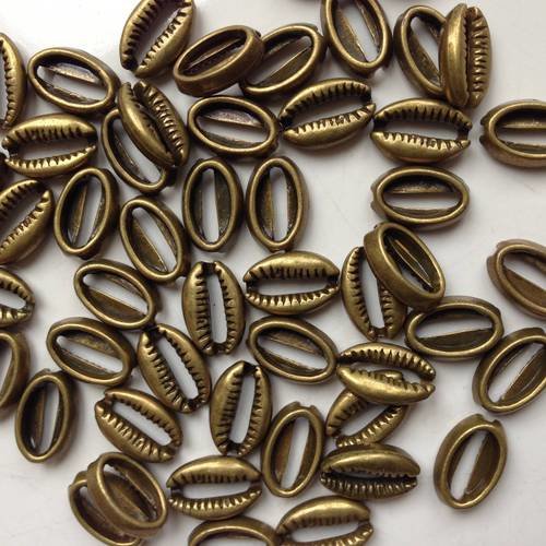 Lot de 5 perles connecteurs coquillage bronze cauris ouverts