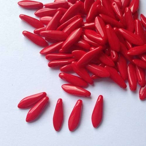 Lot de 10 perles gouttes unies en rouge