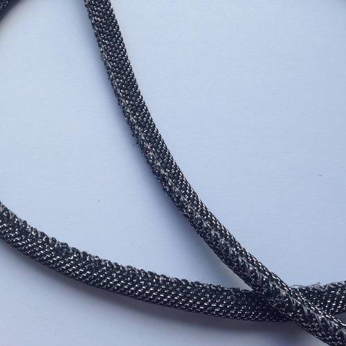 Cordon brillant argenté et noir idéal pour collier  x90 cm 