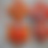 Lot de 4 formes en feutrine orange et leurs décors assortis 