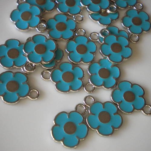 Duo de fleurs en métal et époxy en turquoise et argenté 