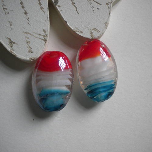 Duo de perles en verre ovales trois couleurs 