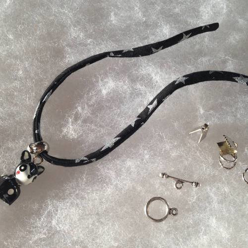 Les kits de sophie - bracelet cordon liberty noir étoiles et mini faon 