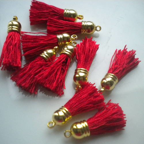 Pompon breloque fil de soie rouge embout doré petit modèle 