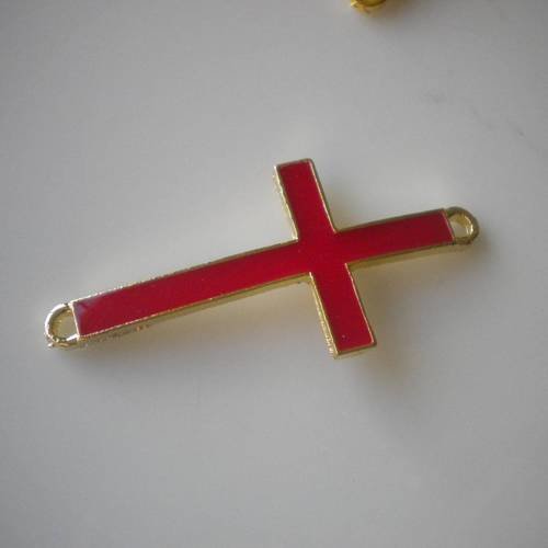 Croix incurvée spécial bracelet shamballa en rouge x1 exemplaire 