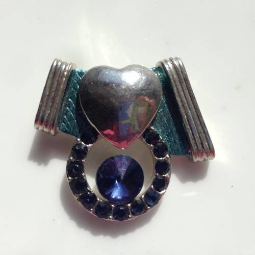 Pendentif coeur et cabochon facetté bleu avec cabochons cristal 