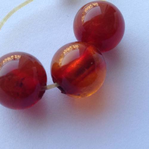 3 perles en verre couleur rouge sombre rondes - sand3ronderouge 