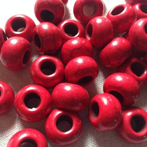 Lot de 10 perles rondes rouges en howlite