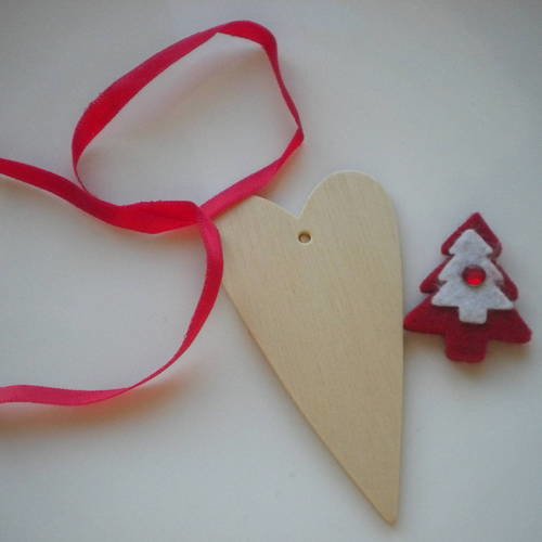 Kit décor de noël coeur en rouge et bois