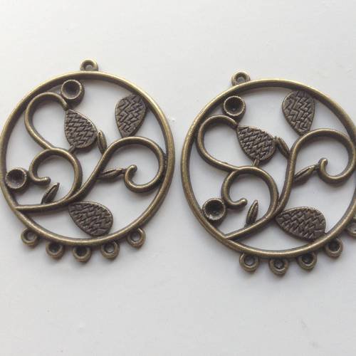 Duo de pendentifs créoles en bronze à piquots