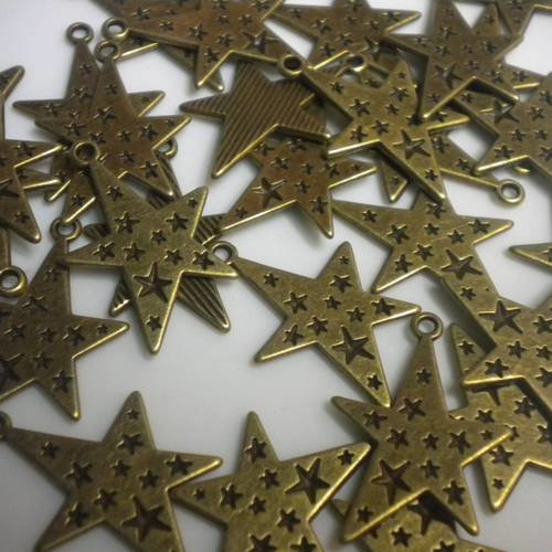 Breloques étoiles en bronze avec piquot x5 