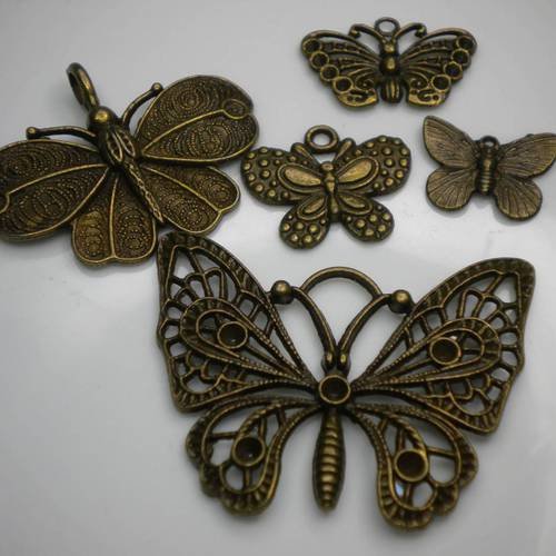 Lot de 5 breloques papillons bronze - tailles différentes 