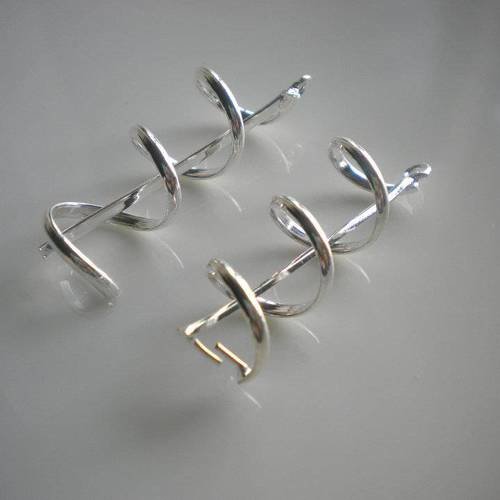 Boucles d'oreilles tige et tourbillon en métal argenté x2