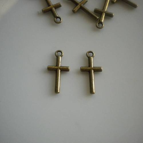 Duo de croix en bronze 18x8mm 