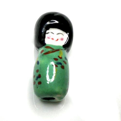Perle en porcelaine poupée kokeshi verte