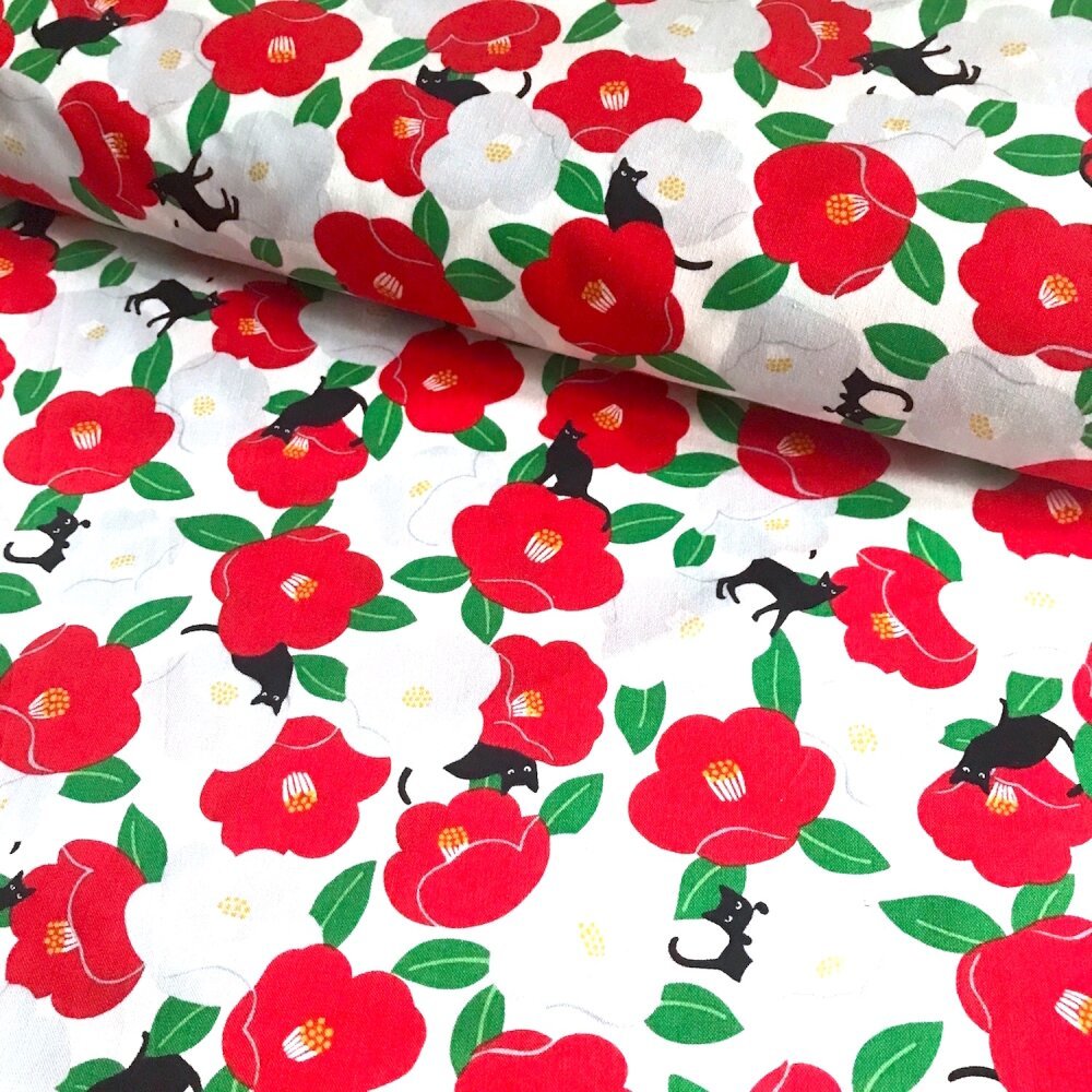 Tissu Japonais Motif Traditionnel Avec Camelia Et Chat Blanc Coton 110x50 346 Un Grand Marche