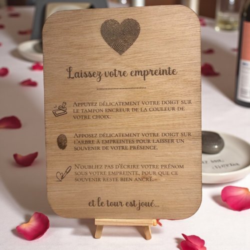 Pancarte arbre à empreintes