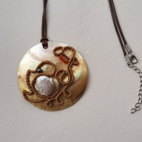 Collier