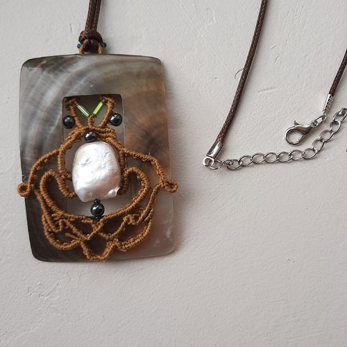 Collier