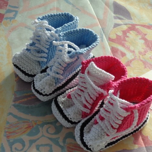 Chaussons, baskets style converse